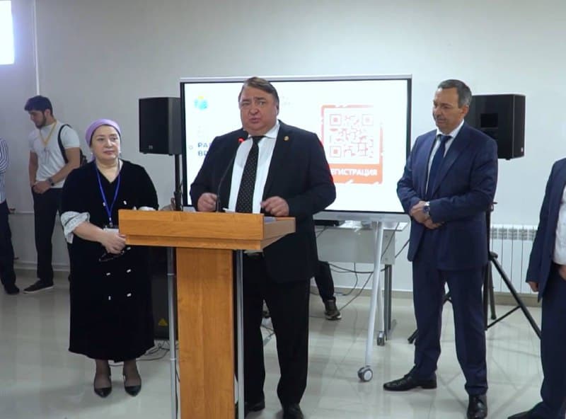 Всероссийская ярмарка трудоустройства «Работа России. Время возможностей» прошла в ингушском Центре опережающей профессиональной подготовки. Фото 1