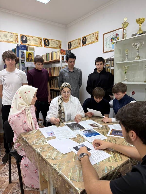 В ГБПОУ «Колледж сервиса и быта прошла серия мероприятий ко Дню разгрома немецко-фашистских войск в битве за Кавказ!. Фото 1