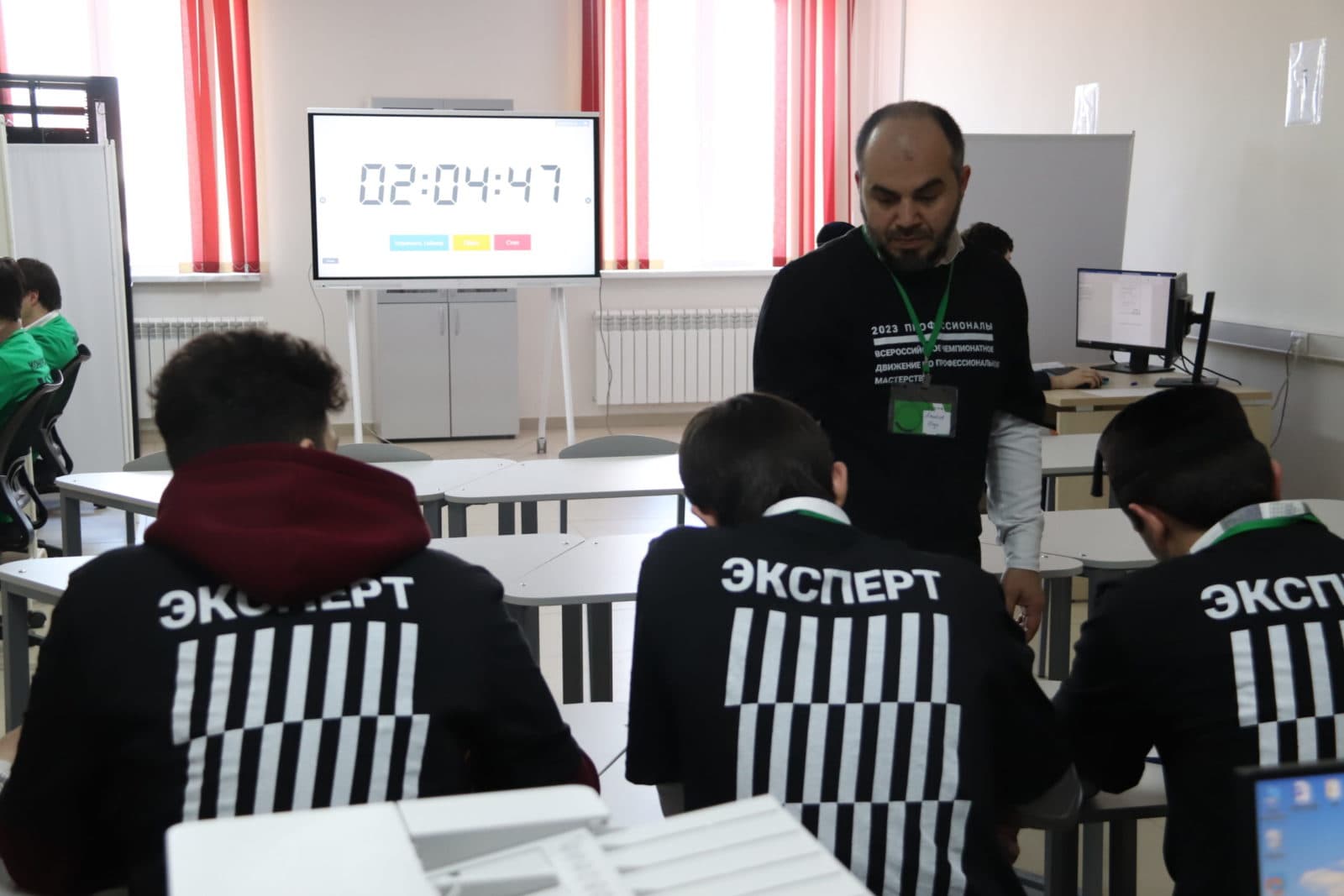 На базе ГБПОУ «Колледж сервиса и быта» проходит региональный этап чемпионата «Профессионалы». Фото 42