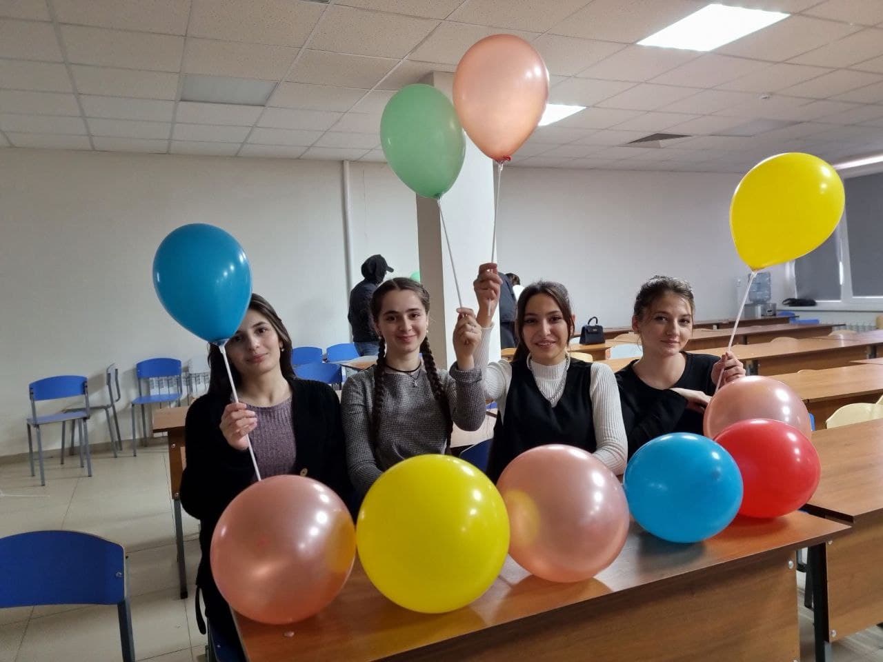 В Колледже состоялось посвящение в волонтеры. Фото 1